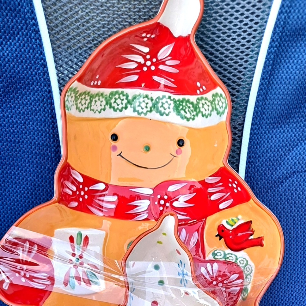 Temptations Bakeware Gingerbread with 2 ramekin Gingerbread men!Recipe card ♥️